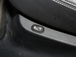 2018P380 R-DYNAMIC HSE g