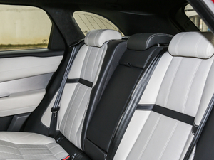 2018P380 R-DYNAMIC HSE g