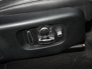 2018P380 R-DYNAMIC HSE g