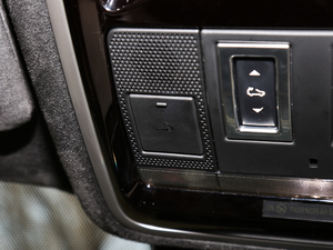 2018P380 R-DYNAMIC HSE g