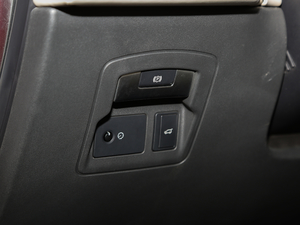 2018P380 R-DYNAMIC HSE п؅^