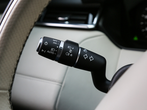 2018P380 R-DYNAMIC HSE п؅^