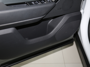 2018P380 R-DYNAMIC HSE ǰTg