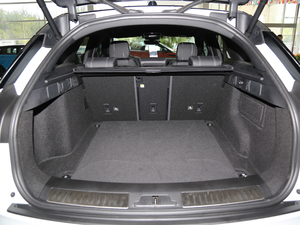 2018P380 R-DYNAMIC HSE g