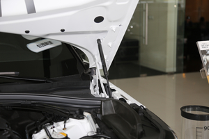 2018P380 R-DYNAMIC HSE 