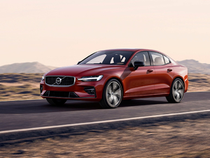 2018款T6 AWD R-Design 整体外观