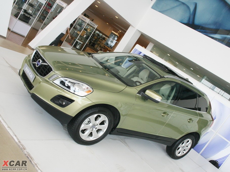 2009֠XC60(M) T6 