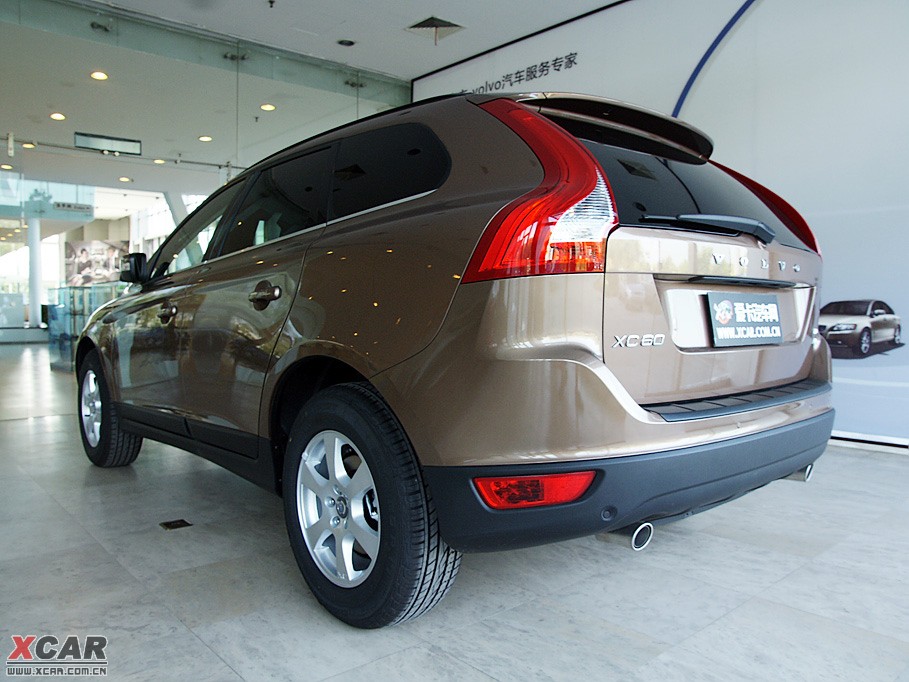 2009���֠���XC60(�M��) T6 AWD