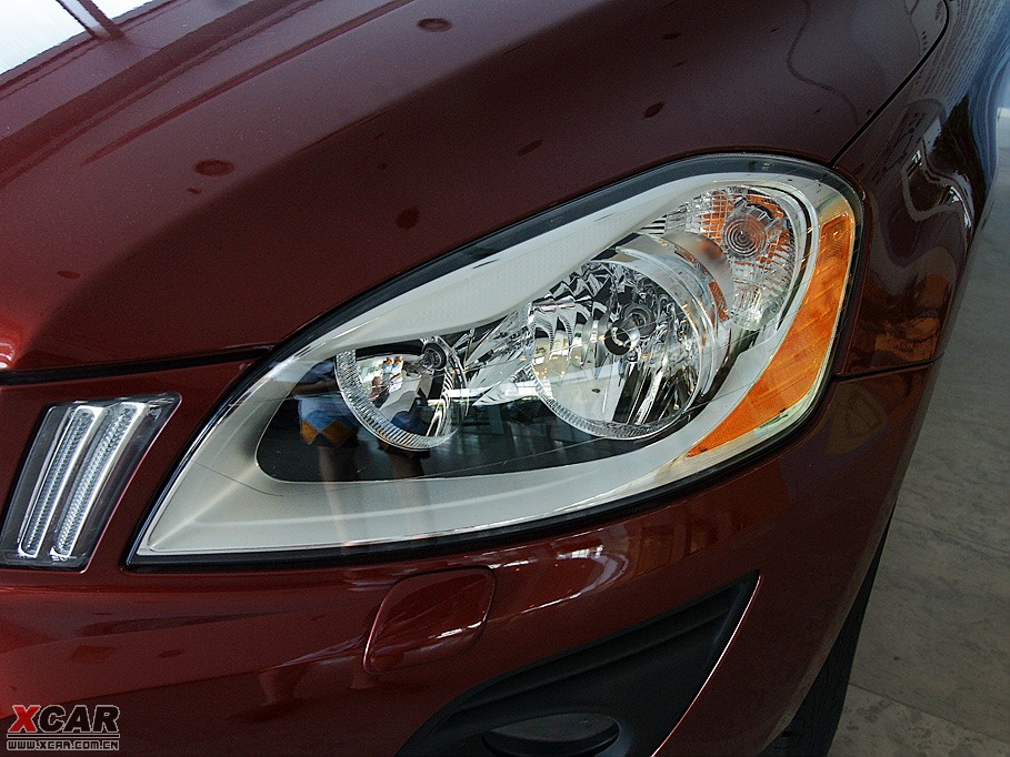 2009���֠���XC60(�M(j��n)��) T6 AWD