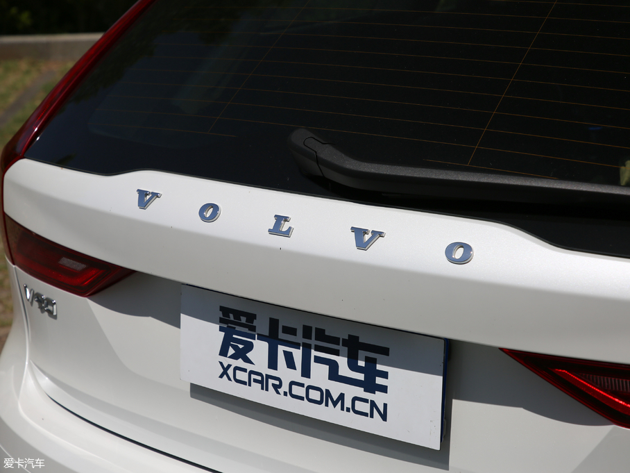 2019֠ V90 T5 AWD 