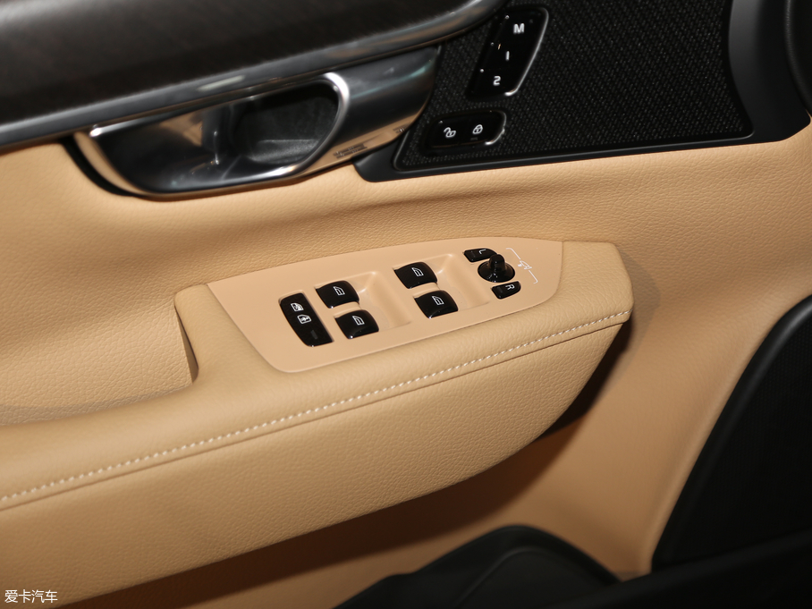 2019���֠��� V90 T5 AWD ���h��