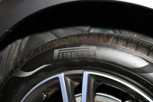 2019T5 AWD  (x)(ji)^