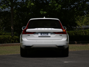 2019T5 AWD  (x)(ji)^