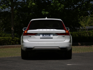 2019T5 AWD  (x)(ji)^