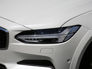 2019T5 AWD  (x)(ji)^