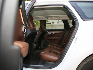 2019款T5 AWD 智尊版 后排空间