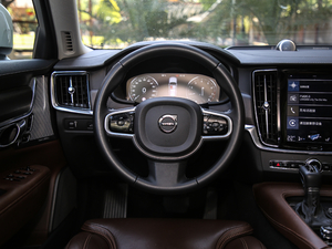 2019款T5 AWD 智尊版 方向盘