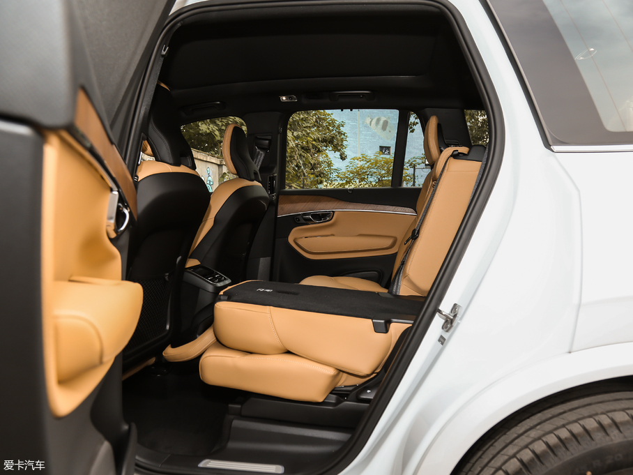 2019���֠���XC90 T6 ���ݰ� 7��