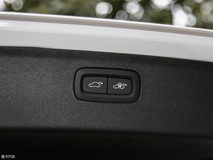 2019���֠���XC90 T6 ���ݰ� 7��