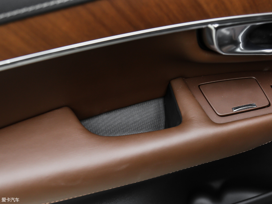 2019֠XC90 T6 Ű 7