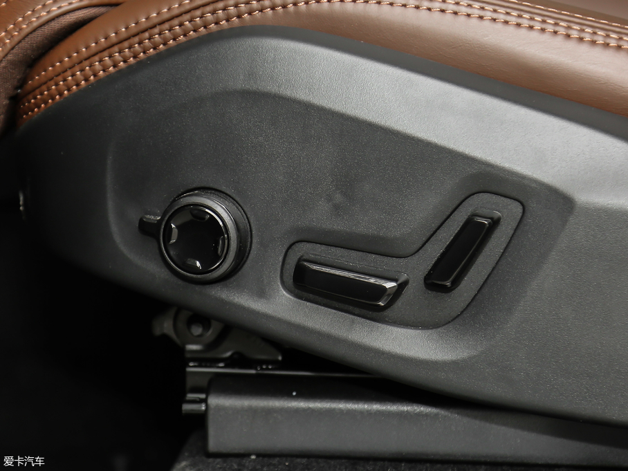 2019֠XC90 T6 Ű 7