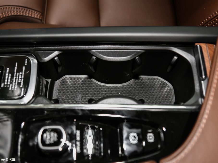 2019���֠���XC90 T6 ���Ű� 7��