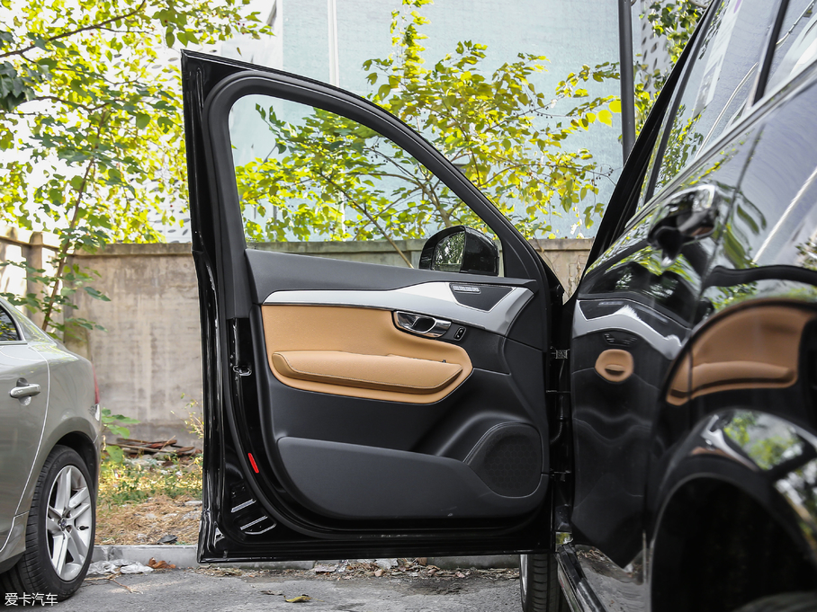 2019���֠���XC90 T5 ���ݰ� 7��