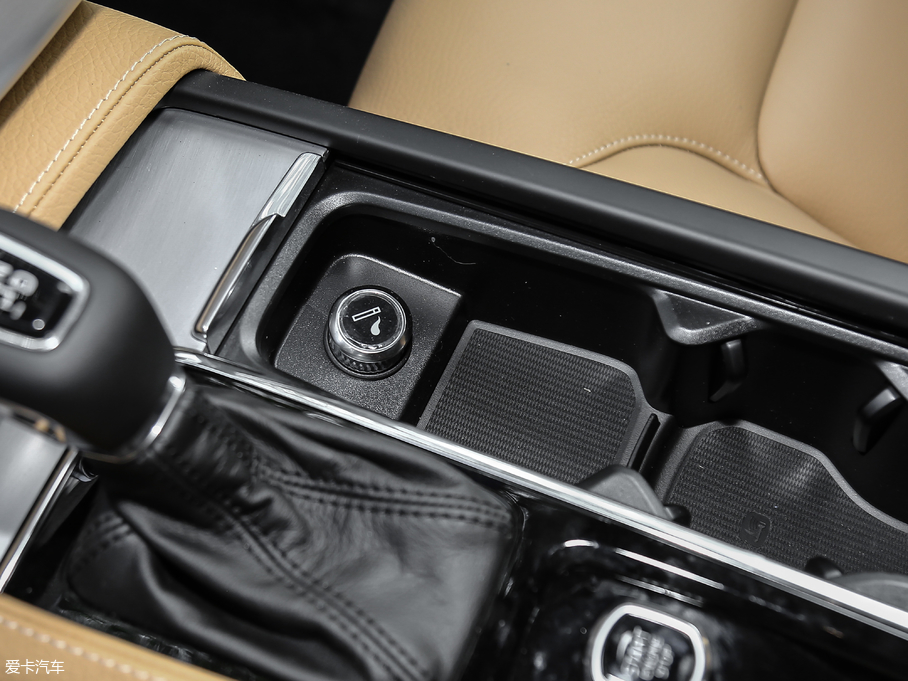 2019���֠���XC90 T5 ���ݰ� 7��