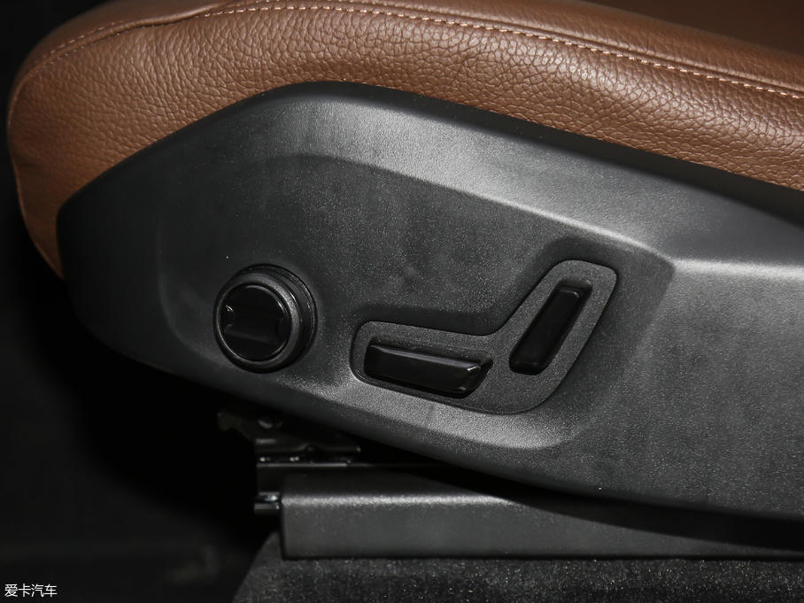 2019���֠���XC90 T5 ���ݰ� 5��