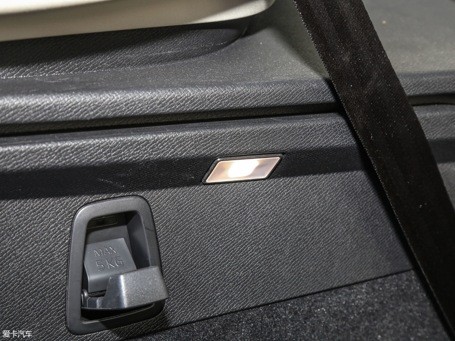2019֠XC90 T6  7