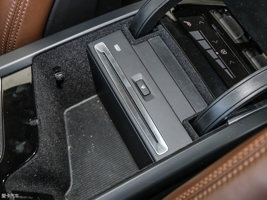 2019���֠���XC90 T6 ����� 7��