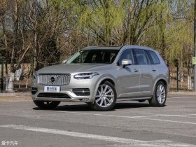 2019֠XC90 