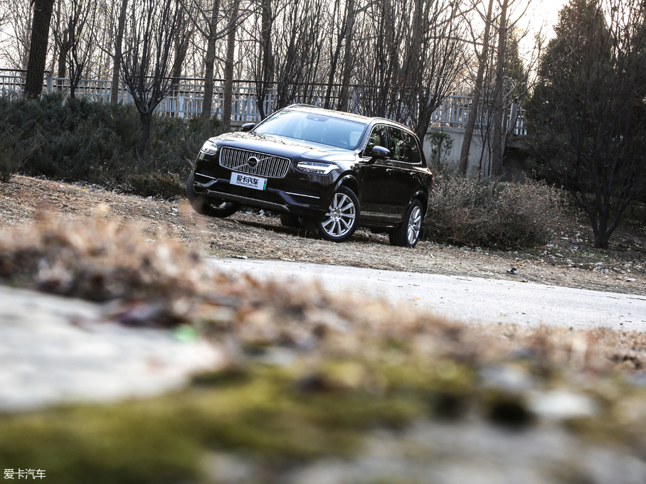 2019֠XC90Դ E(q) T8  7
