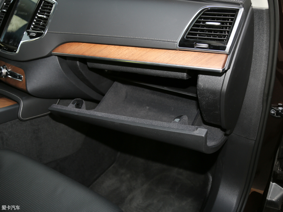 2019֠XC90Դ E(q)(dng) T8  7