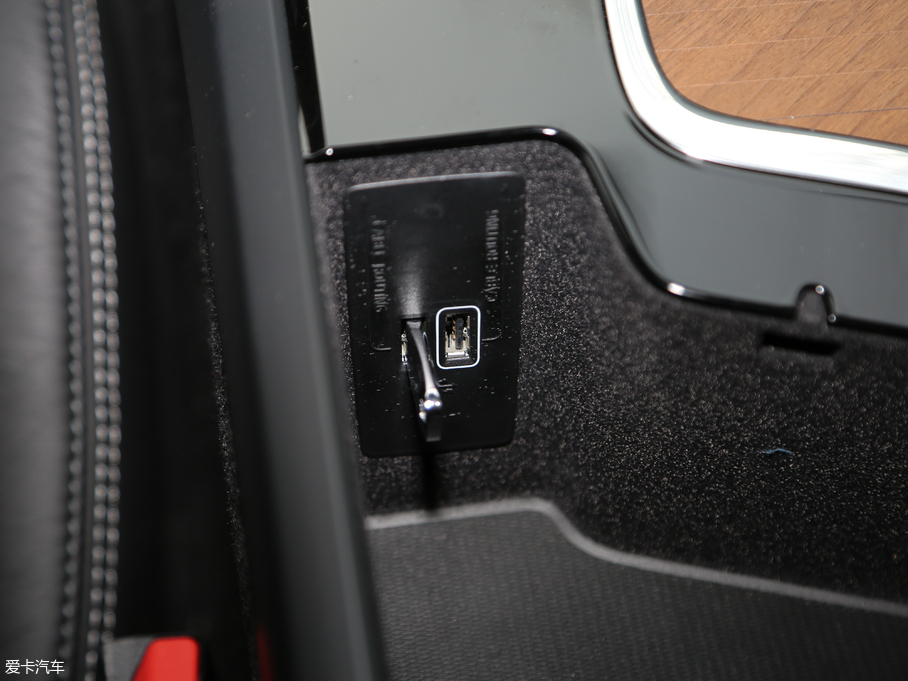 2019֠XC90Դ E T8  7