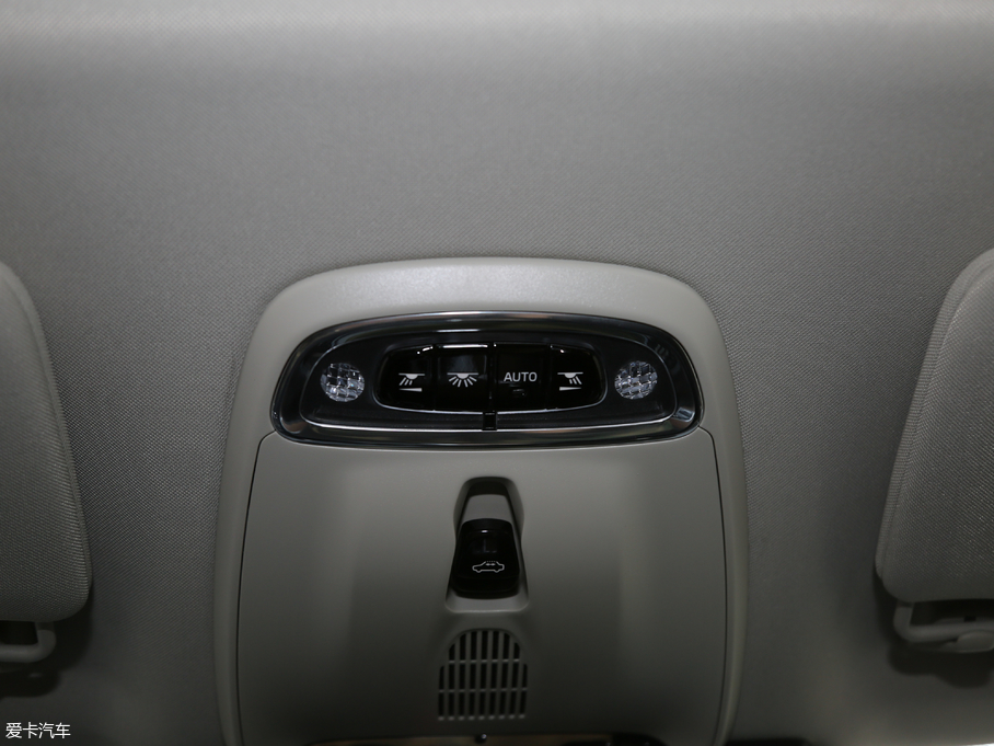 2019֠XC90Դ E T8  7