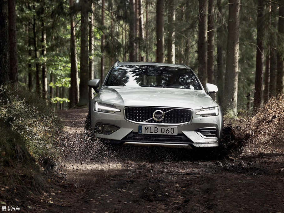 2019V60 Cross Country 