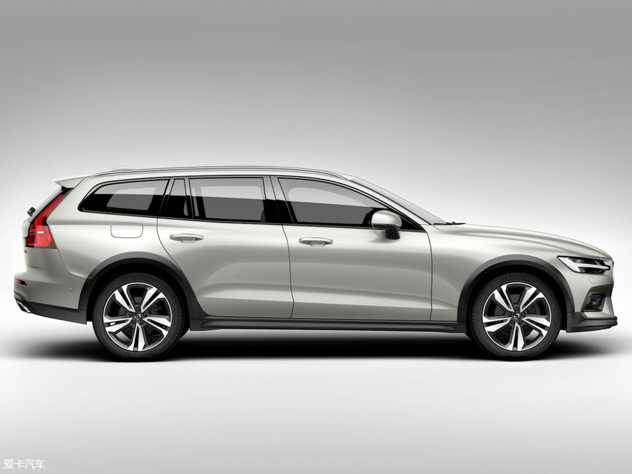 2019��V60 Cross Country ������