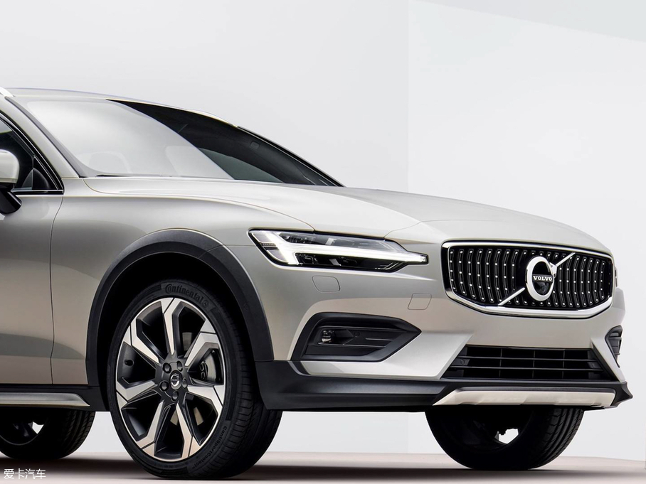 2019��V60 Cross Country ������
