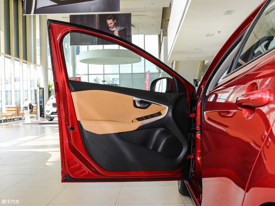 2019֠V40 1.5T T3 ݰ