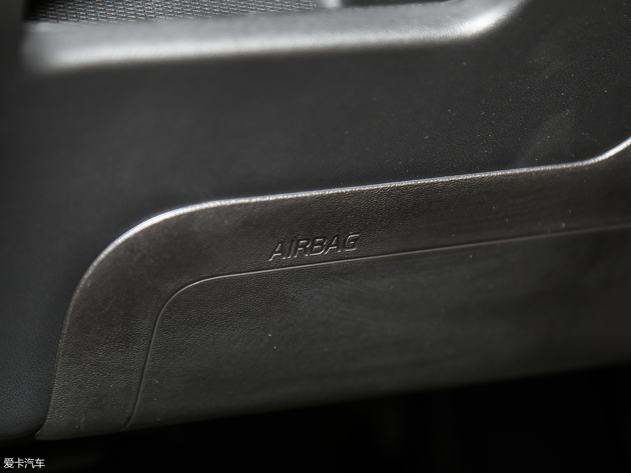 2019֠V40 1.5T T3 ݰ