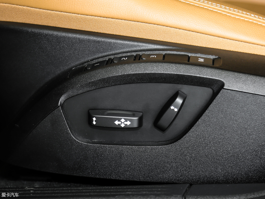 2019֠V40 1.5T T3 ݰ