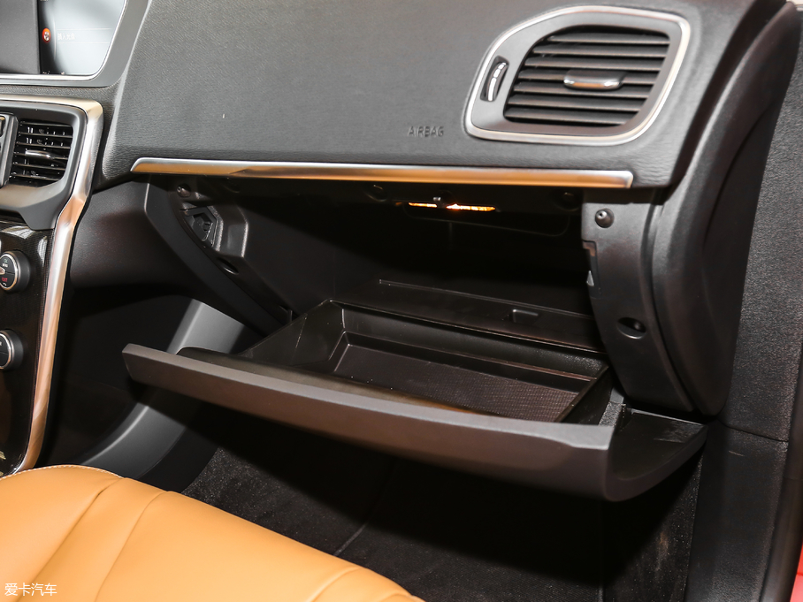 2019֠V40 1.5T T3 ݰ