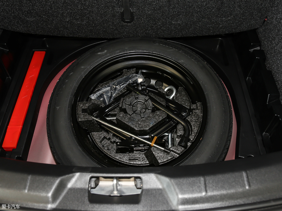 2019֠V40 1.5T T3 ݰ