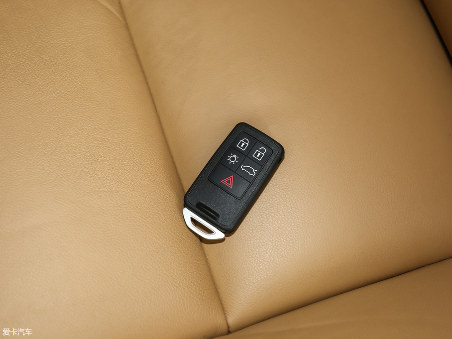 2019֠V40 1.5T T3 ݰ