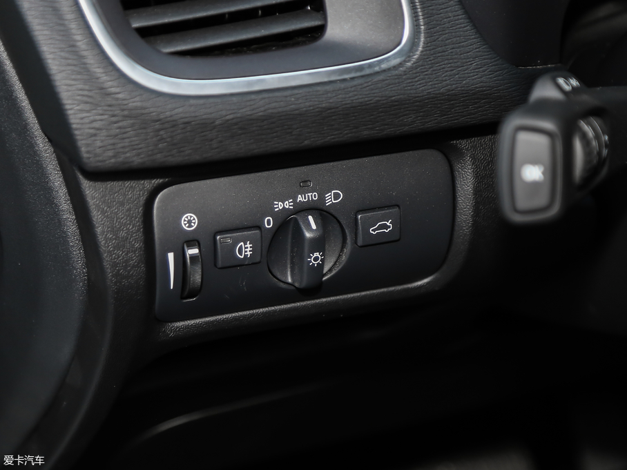 2019֠V40 1.5T T3 Ű