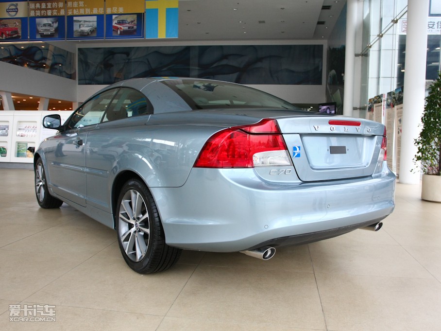 2010֠C70 2.5 T5