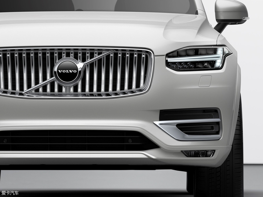 2020ֶXC90 RECHARGE T8  7