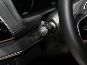 2020Ŀ E(q)(dng) T8 A 7 п؅^(q)