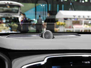 2020Ŀ E T8 A 7 п؅^